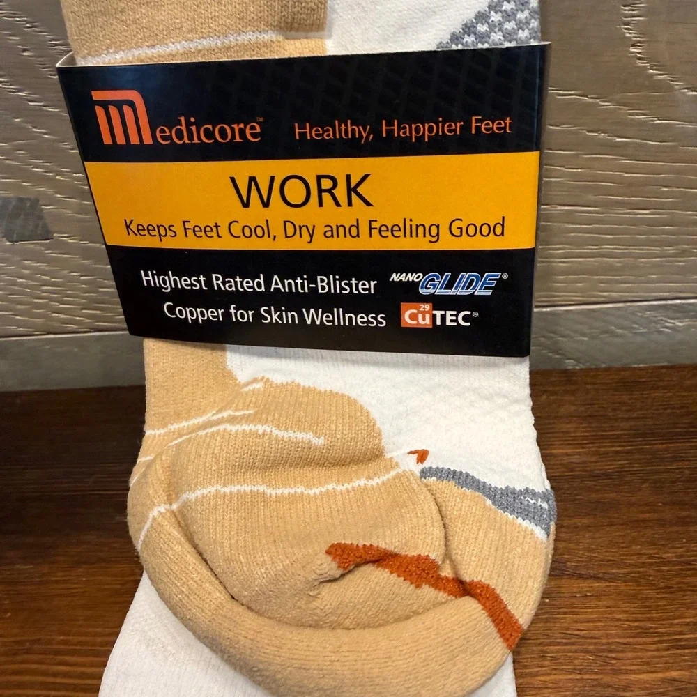 Medicore Work Socks White Med-Lg Copper CuTEC NanoGLIDE Anti-Blister Crew 10R861